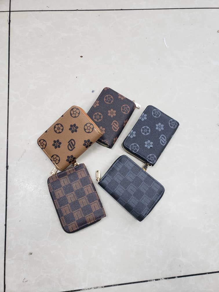 DoveOfMalyogo's tweet photo. Morning Lover's, Upo msimbazi- Kariakoo mpaka mchana?  Kama ni ndio basi weka oda chap nakuletea wallet bure bila hela ya delivery kwa bei ya Tsh elf 6000 tu.☺️

0755 693 113 Nipigie wallet ni nzuri sana
Mikoani natuma pia. kindly repost mteja anaweza kuwa kwenye TL yako.🫶 https://t.co/Gv0b3EsDEq