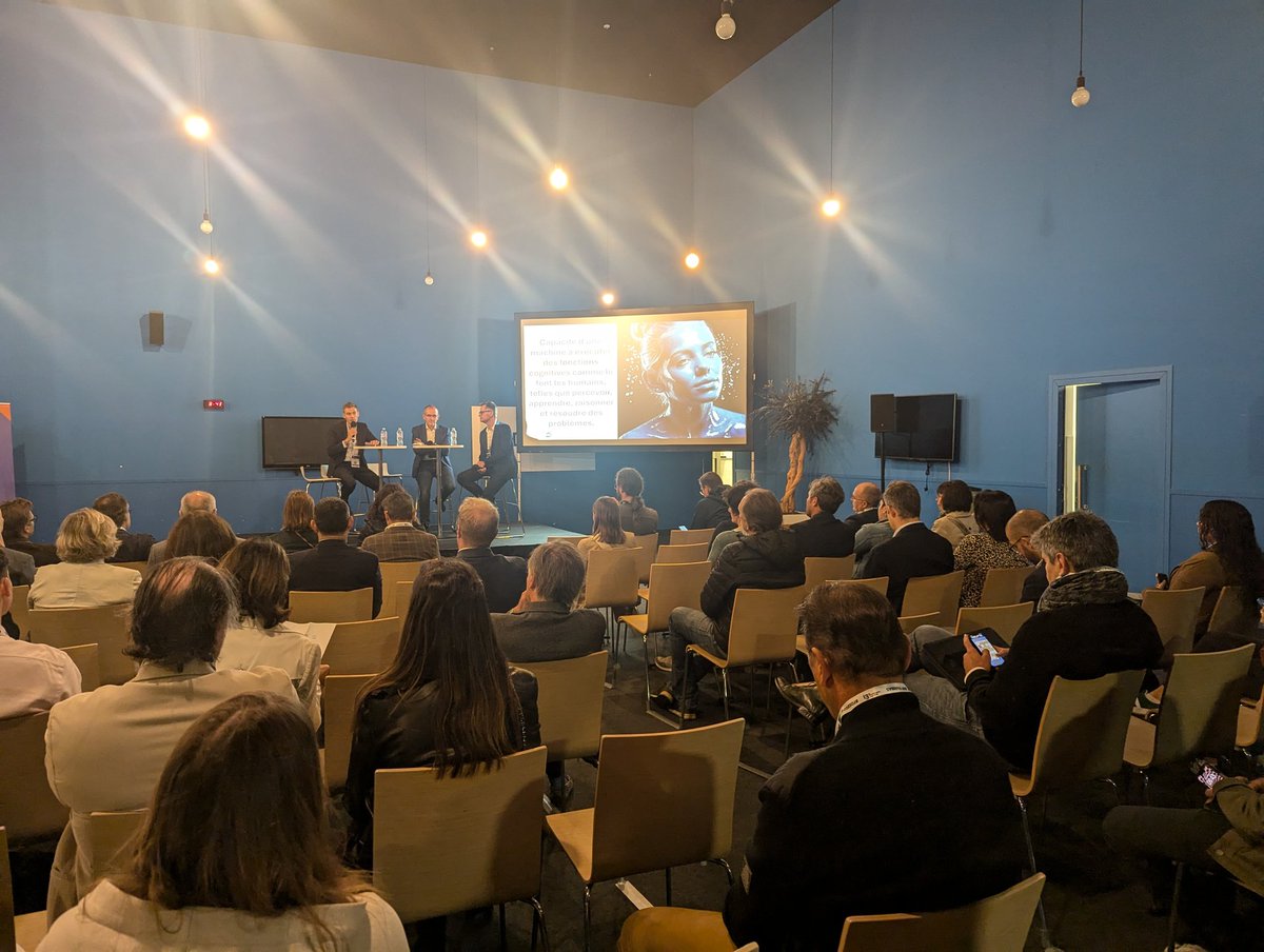 📸 #FDE2024 • Atelier <a href="/BPMed/">BPMED</a> « Comment l'IA change la vie des entreprises ? » 🎙️ avec les interventions de 🔹 <a href="/FerbachAlan/">Ferbach Alan</a>, ingénieur en mathématiques appliquées, fondateur <a href="/videtics/">Videtics</a>, et 🔹Pascal Krug, directeur du pôle efficience opérationnelle de Banque Populaire Méditerranée.