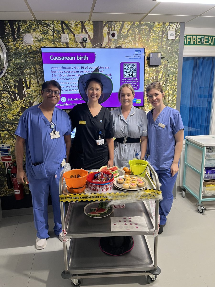 clairemack2019's tweet photo. A spooky Halloween themed Trolley Dash for the staff at the WHH @EKMaternity. It’s an absolute honour to provide nourishment and joy to our hard working colleagues alongside @KatieChristie82. #supportingstaff #october #Halloween2024 @EastKentPMAs https://t.co/c21Peyr2jD