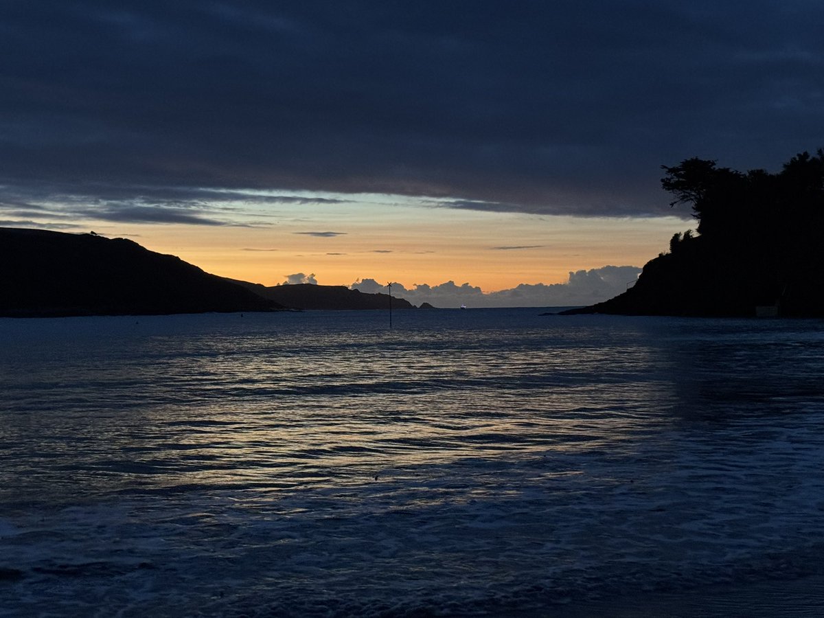 Thursday morning pre-dawn beach walk, Salcombe <a href="/SouthSandsHotel/">South Sands Hotel</a>