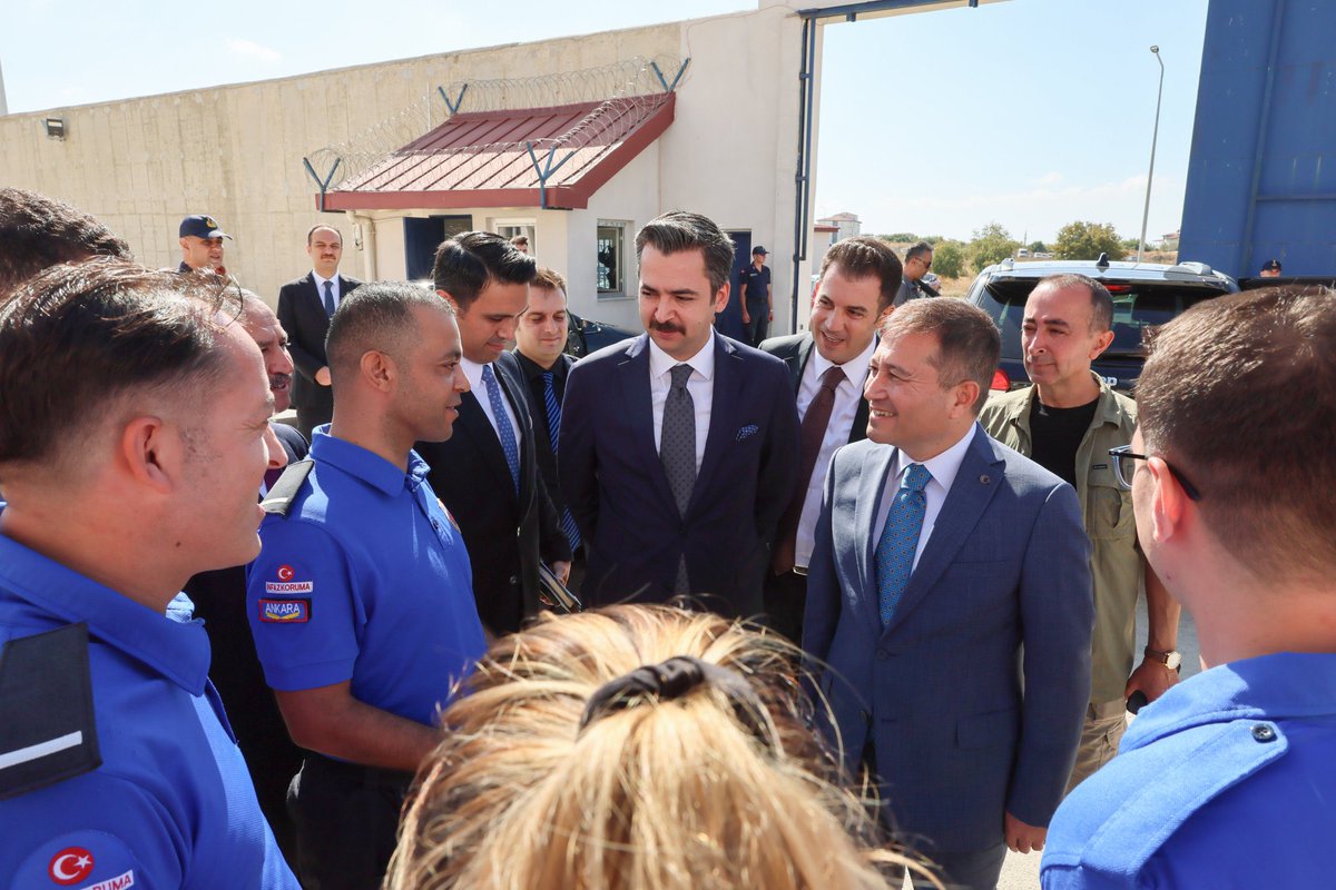 📍Manavgat
Manavgat S Tipi Kapalı Ceza İnfaz Kurumu
<a href="/YavuzEnis/">Enis Yavuz Yıldırım</a>