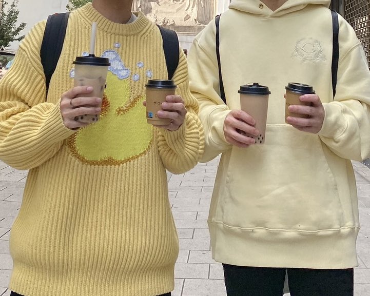 yuuchi_dc's tweet photo. Bag straps. Isn’t that weird?
#breddy https://t.co/AuidWt0G3X