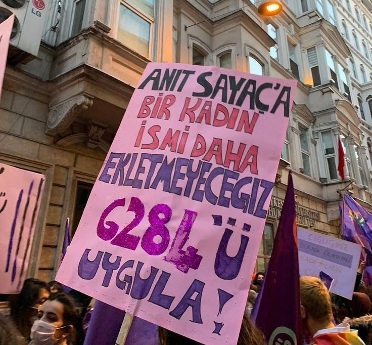 Başarı gördüğümüzde, güzel olan bir şeyi gördüğümüzde nasıl alkışlıyorsak, ülkedeki dehşet verici olaylara da ses çıkarmamız gerekiyor.
Anıt sayaca bir kadın ismi daha ekletmeyeceğiz
Bireysel olarak elimden ne geliyorsa yapmak için buradayım.
#istanbulsoezlesmesiyasatır