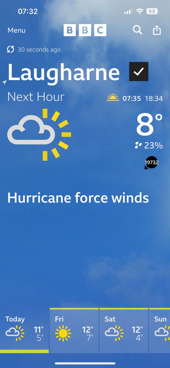 dai_hardy's tweet photo. Erm wtf @bbcweather https://t.co/XDm3McTxna