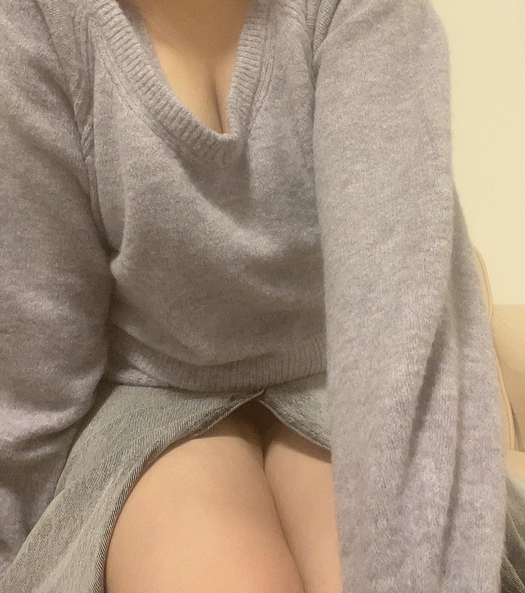 おはろですʚ♥ɞ

13-26時で今日も出勤中です🥰!!

GUのこのニット可愛くてお気に入り🩷
生で見に来ませんか🥺？

まだまだご予約お待ちしております🙇‍♀️🫧