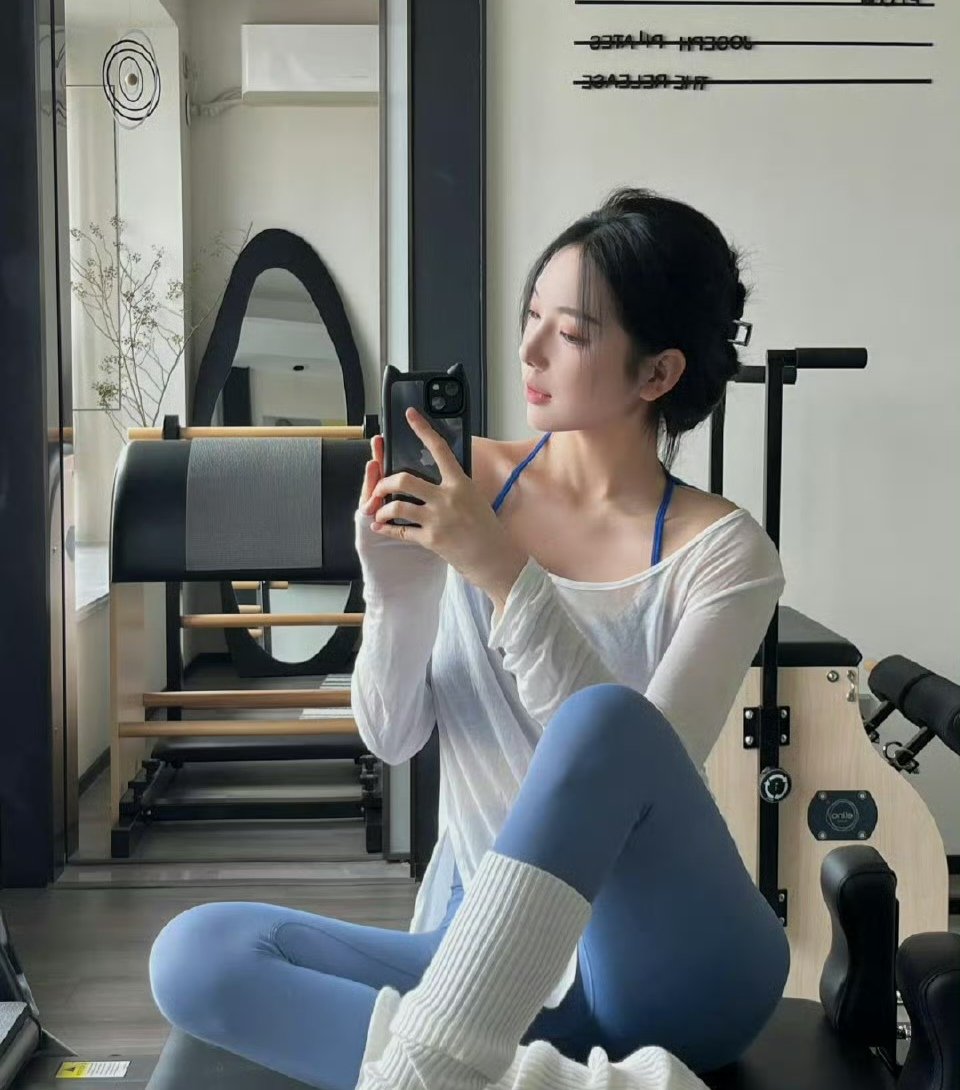普拉提一天不练浑身难受，有没有同感的。 https://t.co/tfjhO4Dcrw