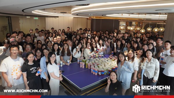 richmchn's tweet photo. 🎊CompanyNews🎊
#EONMAC Group’s Shanghai headquarters held a grand celebration in the #reception area to #commemorate the company's 16th #anniversary. All employees gathered together, creating a #warm and festive #atmosphere.
🫶🫶More：https://t.co/DaRgl5jyRh https://t.co/2rOfNRuLku