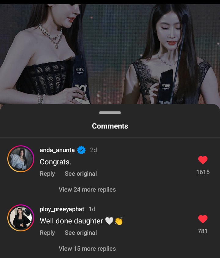 DzaddyPayeng's tweet image. proud mother 😆
#ploy
FAYEYOKO PEN FAN GUN
#Blankเบื้องหลังEP1
#FayeYoko
#FayePeraya

poll.fm/14453281/embed

I vote #YokoApasra for 
#PopGoldenAwards2024