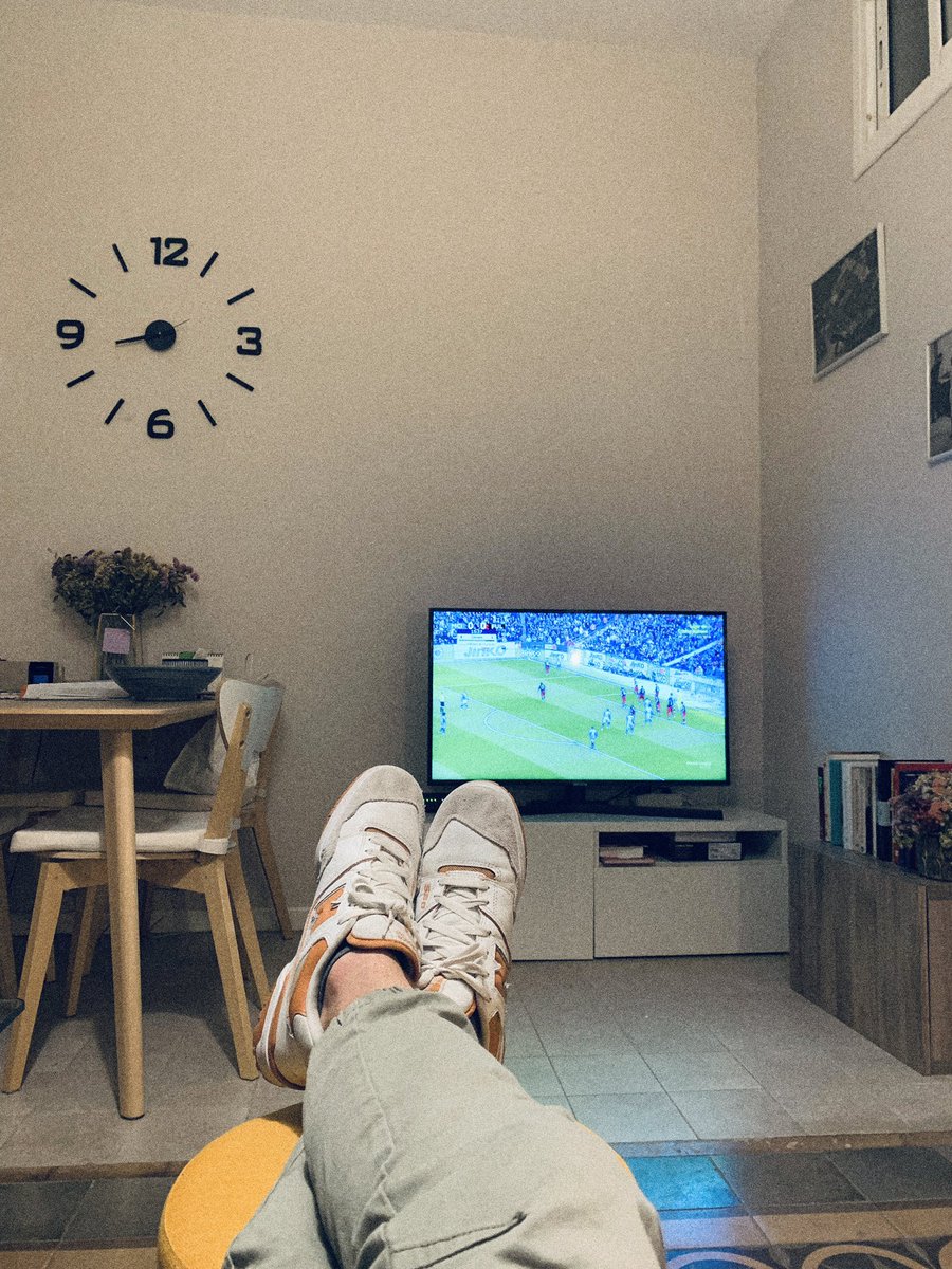 beltran_marcel's tweet photo. Por qué veo el fútbol solo.

En @RevistaPanenka: https://t.co/UsiPUbR2f0 https://t.co/PoFRNUdHb9