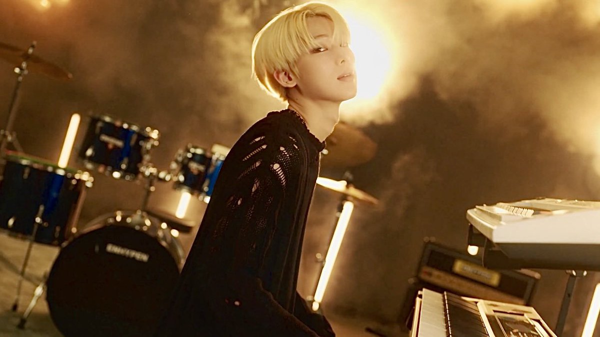 rockstar #sunoo 🎹🖤