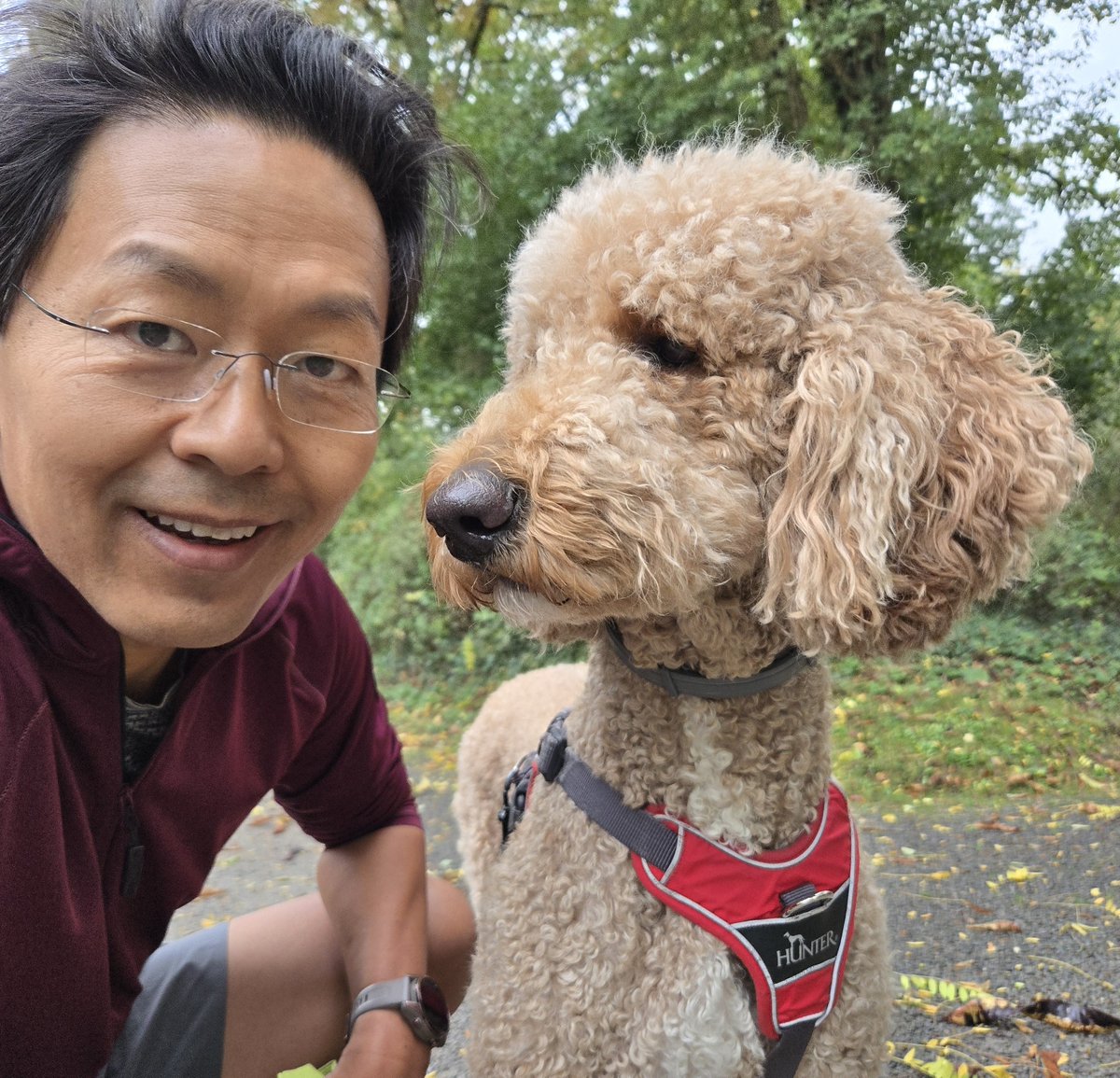 Derjenige, der sich das Internet als rechtsfreien Raum wünscht, bezeichnet das geltende Recht als Unrecht, deine Durchsetzung als Zensur, die Menschen, die Recht pflegen als Denunzianten und den Staat als Diktatur. Nützliche Idioten fallen darauf rein. 
#SolidaritätMitRespekt