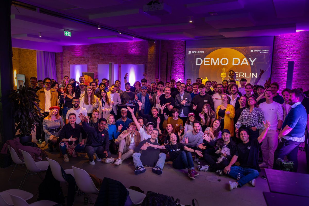 Yesterday we brought together the greatest minds, builders, VCs, experts and crypto enthusiasts! 

Demo Day was a banger with tons of amazing pitches &amp; innovative ideas, over 1k live viewers on stream, and an undeniable spirit for building the future on <a href="/solana/">Solana</a>! 🚀

Best of