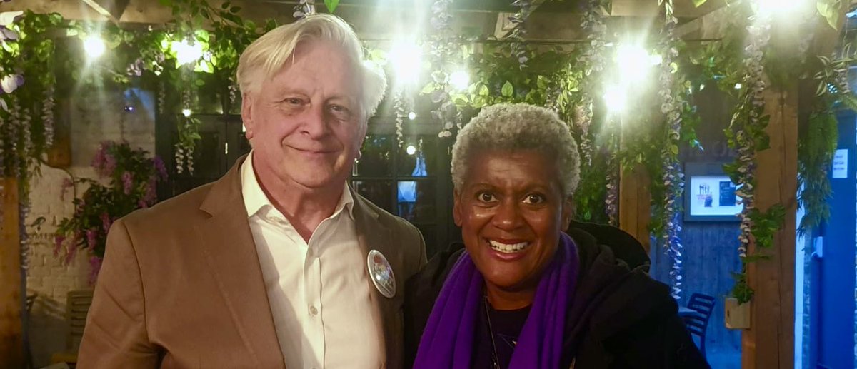 W4BookFest's tweet photo. We were delighted to host the launch of the 2024-25 @Elms4London campaign with #AritAnderson #DavidShreeve @ConservationFdn #MarkLane @kareninagarden @ChiswickFlowers @AbundanceLondon @GeorgeIVW4 #ChiswickBookFest. Read story:
https://t.co/rU5tcA2MQT https://t.co/PzKylBwYg8