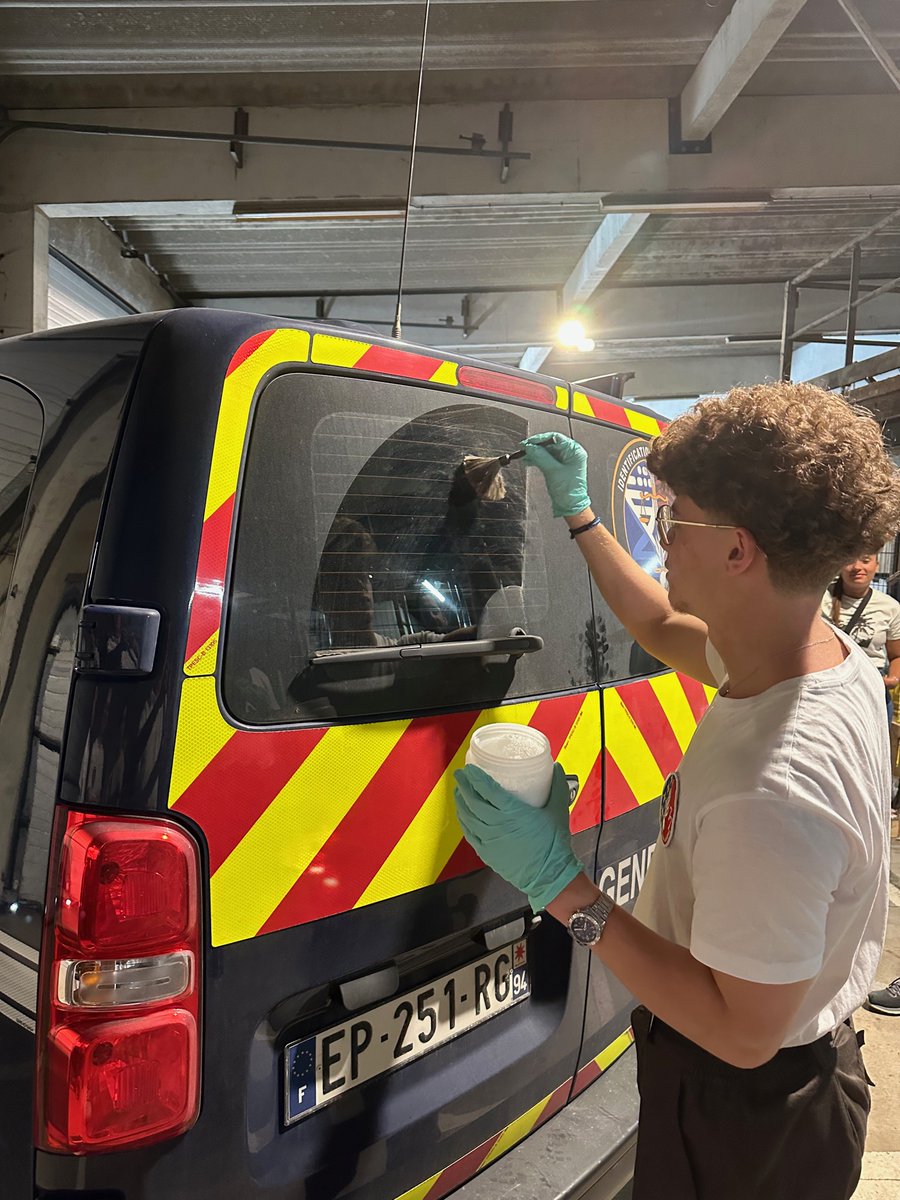 🔵📷 Avis aux jeunes du SNU ! Découvrez le monde de la gendarmerie en phase 2 au GGD77 ! 📷📷 Rencontrez des militaires, découvrez leurs missions, et participez à des actions de protection de l’environnement. 📷   Rejoignez-nous ! 
r.mail.snu.gouv.fr/tr/mr/bv55DjpS…