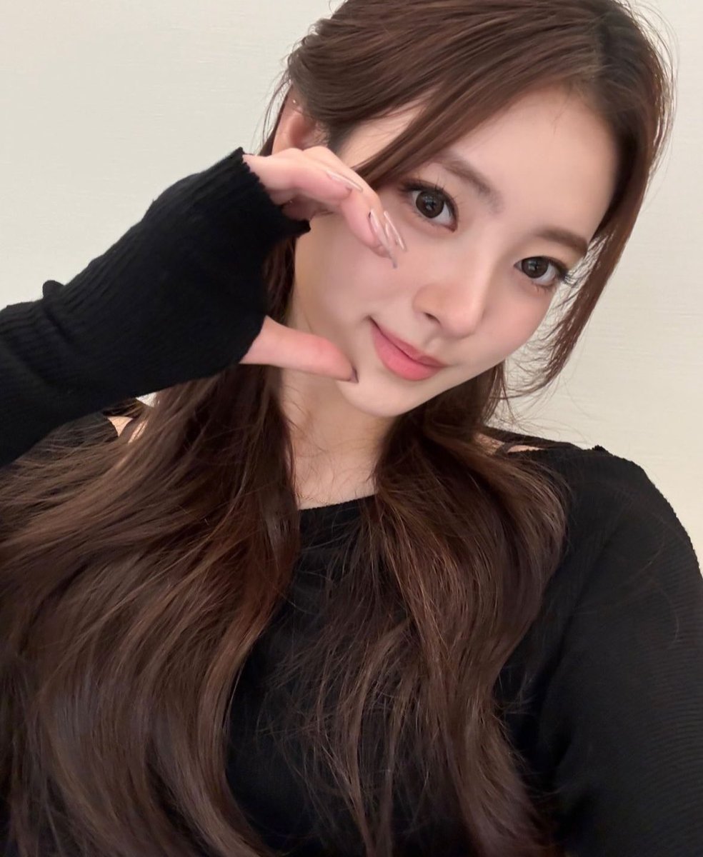 archivesanna's tweet photo. GUESS WHO US BACK???? 💁🏻‍♀️💁🏻‍♀️💁🏻‍♀️💁🏻‍♀️💁🏻‍♀️ https://t.co/viKN4jCDjz