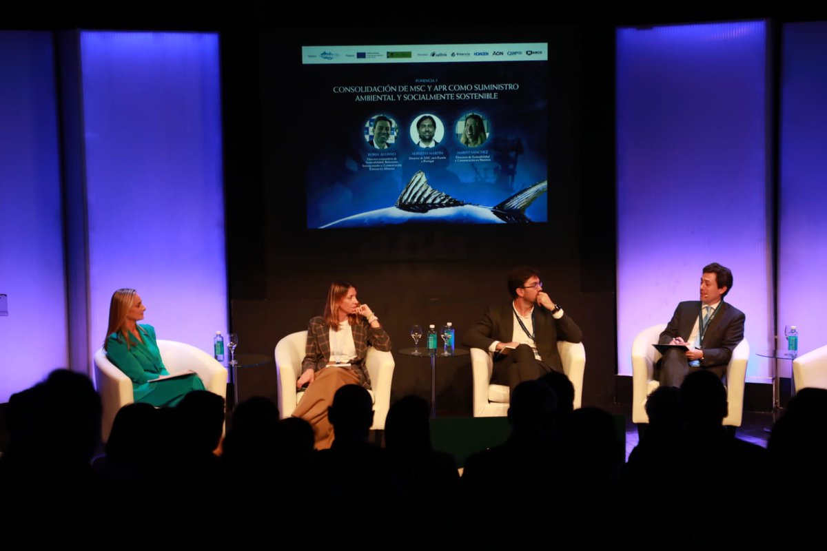 Acabamos la mañana con la tercera mesa redonda del día "Consolidación de MSC y APR como suministro ambiental y socialmente sostenible", a cargo de:⁣⁣
⁣⁣
🔹Alberto Martín⁣
🔹Borja Alonso⁣
🔹Mariví Sánchez⁣
⁣
Volvemos a las 16:15 tras la comida.⁣
⁣
#CongresoDelAtún2024