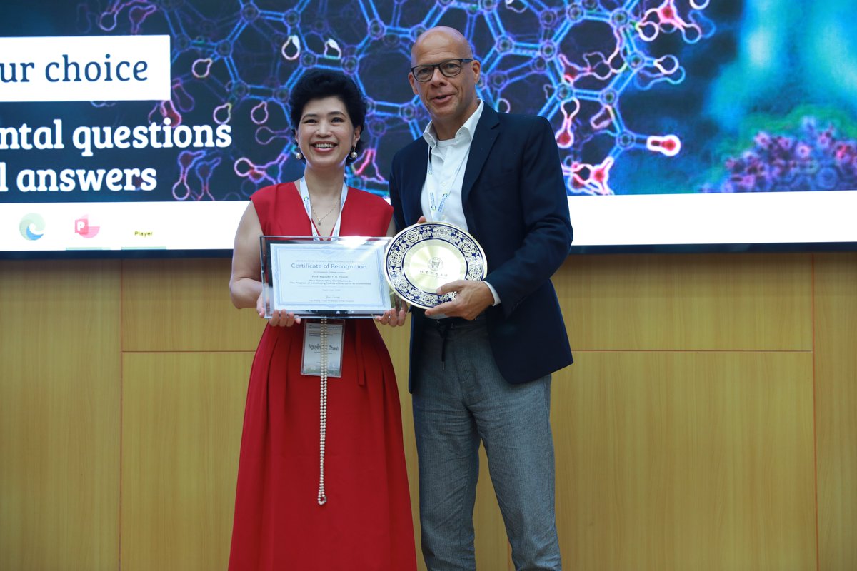 Nanoscale and Nanoscale Advances held a symposium on advanced interdisciplinary nanoscience in Beijing, China recently! A truly successful event with great talks including from many of our Editorial Board members 👏Thank you to everyone that came along!