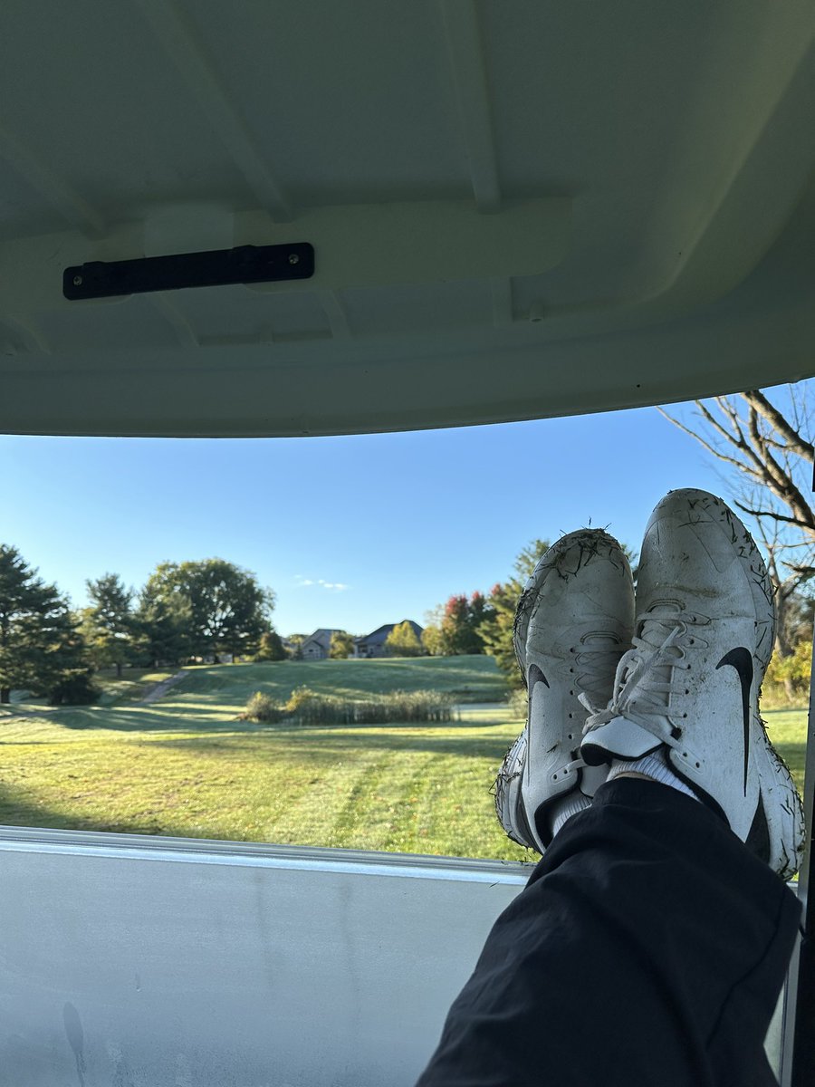 Zachdubs tweet media