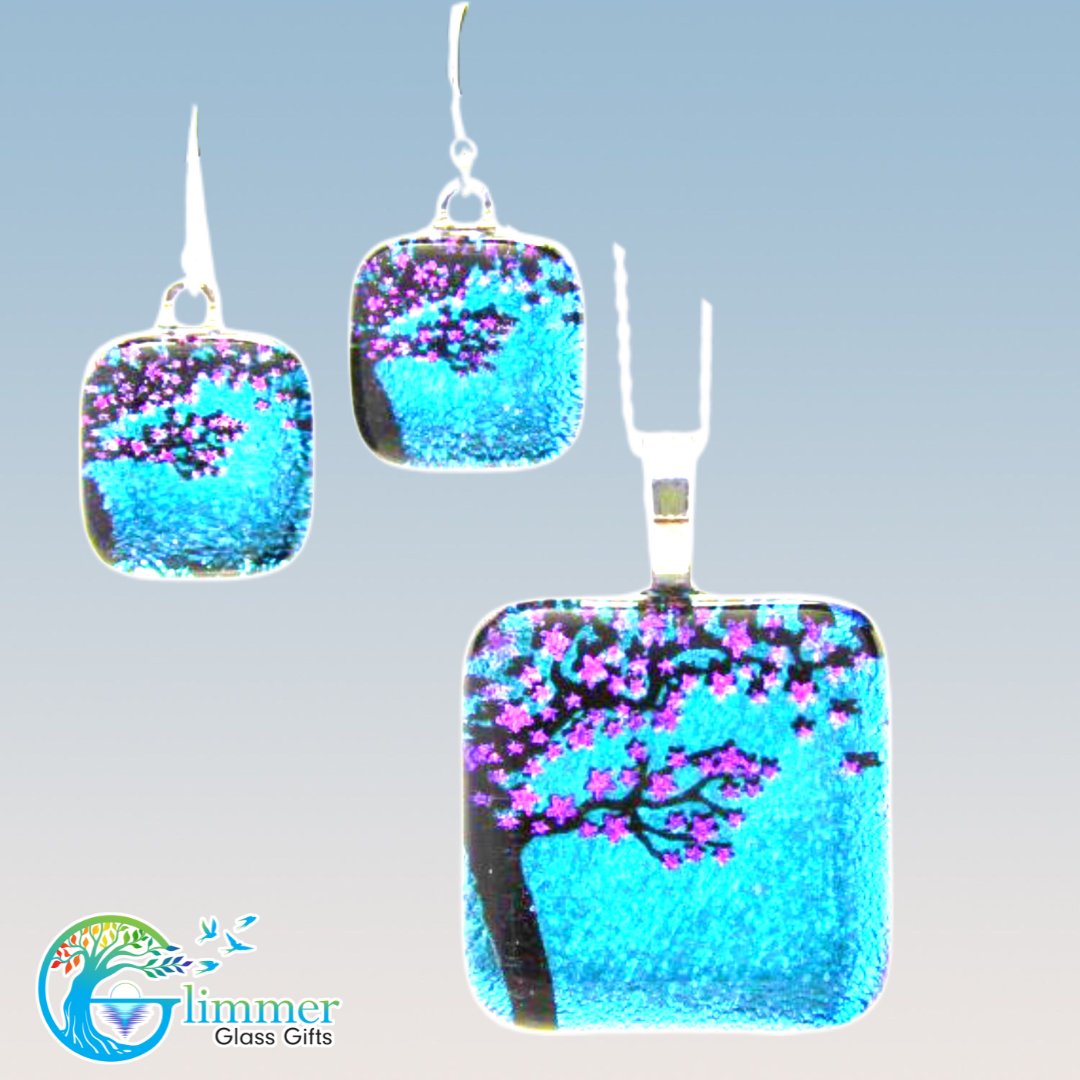 GlimmerGlassGft's tweet photo. Today we give you Cherry Blossoms
These are ALWAYS in season here at the Glimmer
Available in:
3D or Square
Square color options:
-Magenta/Blue
-Red/Silver
Have a Glimmering Day
#cherryblossoms #handmade #handmadejewelry #madeinusa #notonamazon #wholesale #makelifeglimmer https://t.co/sqs8tiTYHd
