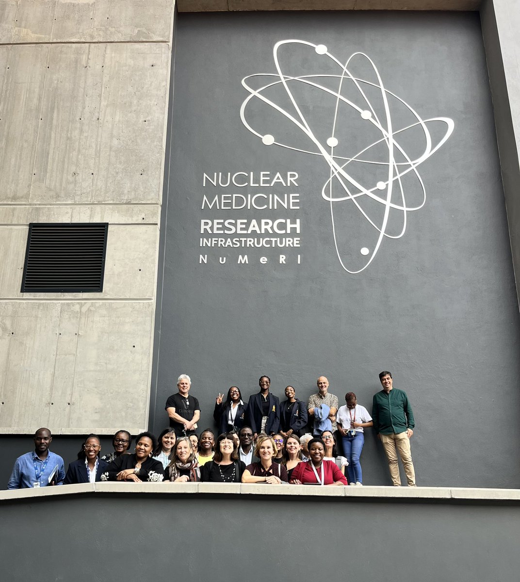 A4U Internacional (@alianza_4u) on Twitter photo It has been a very fruitful day at our GLOBAL HEALTH Symposium at the <a href="/UPTuks/">University of Pretoria</a> University of Pretoria 🌐 Some photos of the joint event with researchers and the A4U Internacional delegation in South Africa 🇿🇦🤝🏽🇪🇸 It has been a very fruitful day at our GLOBAL HEALTH Symposium at the <a href="/UPTuks/">University of Pretoria</a> University of Pretoria 🌐 Some photos of the joint event with researchers and the A4U Internacional delegation in South Africa 🇿🇦🤝🏽🇪🇸