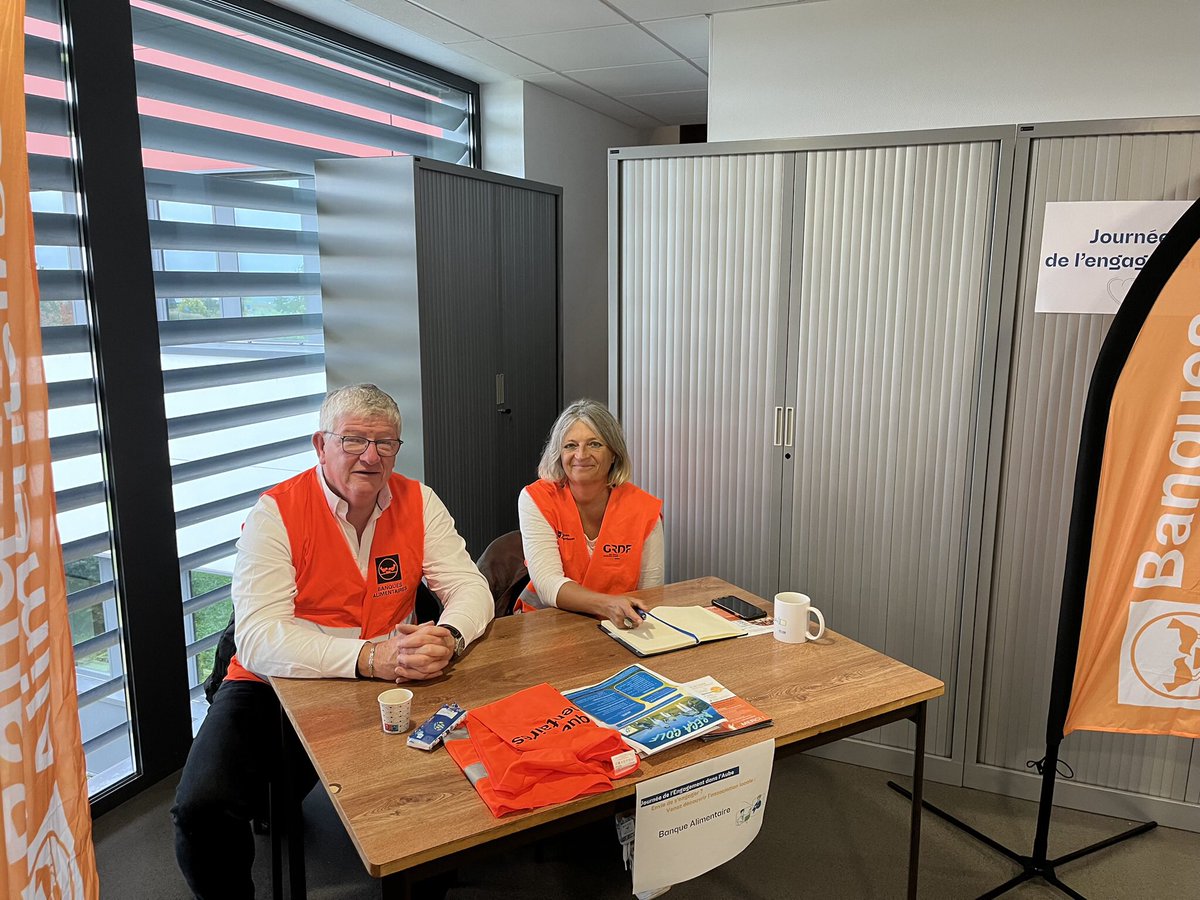 Sylvie Petitot (@aubeba10) on Twitter photo Merci à <a href="/enedis_car/">Enedis en Champagne-Ardenne</a> pour son invitation à la journée de l’engagement : les salariés ont pu s’inscrire pour la collecte nationale des 22 et 23 nov prochains Merci à <a href="/enedis_car/">Enedis en Champagne-Ardenne</a> pour son invitation à la journée de l’engagement : les salariés ont pu s’inscrire pour la collecte nationale des 22 et 23 nov prochains