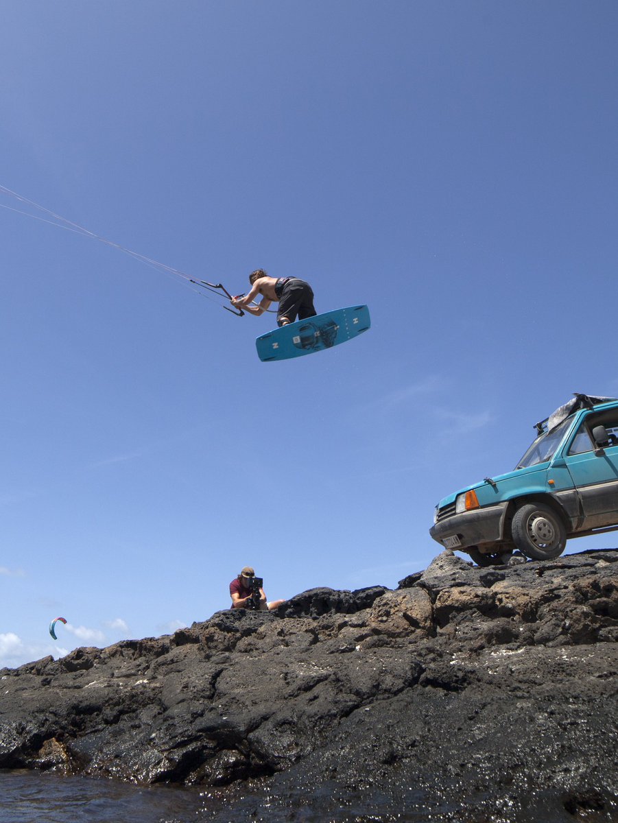 Old school! #tbt #courtintheact 🤟