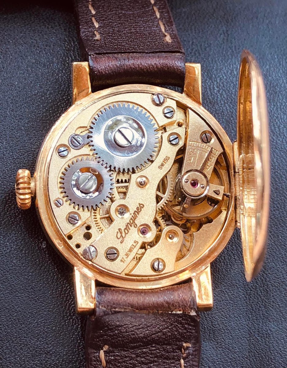 Kentle_watch's tweet photo. Rare antique Longines Art Deco  ladies watch  with color ceramic dial, 18K solid gold , size 25.5m is available for sale
Original and perfect condition
Price: $1200 (free ship). 
Payment is under Paypal.
Worldwide shipping from HCM city, Viet Nam
Contact WhatsApp (+84)707070722 https://t.co/2aLRk9Qa0v