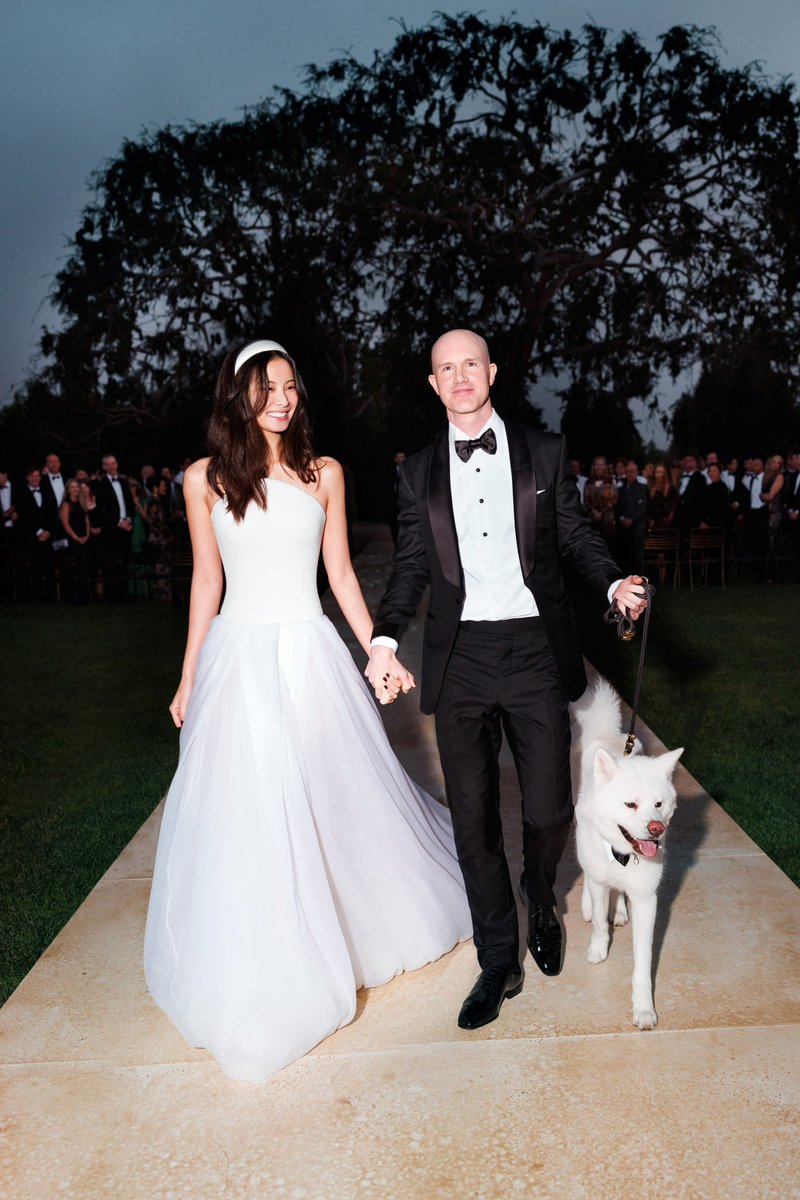 Just uncovered some strong evidence that $ANGEL is the name of <a href="/brian_armstrong/">Brian Armstrong</a>  new dog.