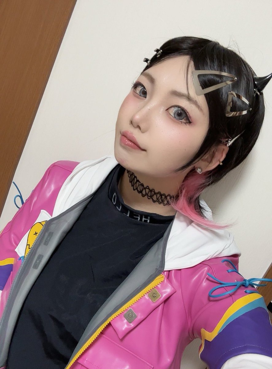 YuzuYoutube's tweet photo. VALORANT
クローヴ
ウィッグ長いからちょっとカットしないと😣
#valorant
#VOLORANT https://t.co/MnA66mxKPO