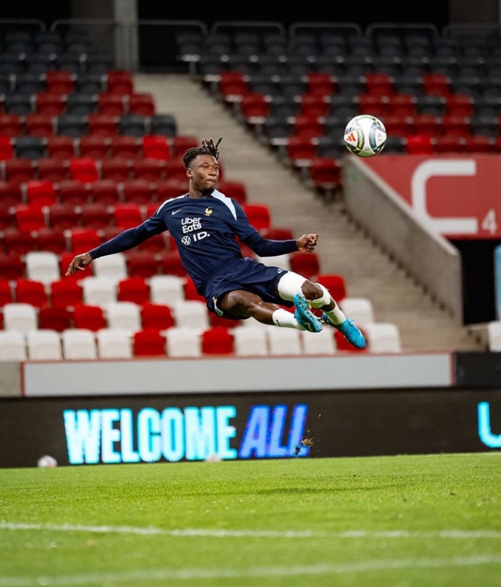 دفاع راست رئال مادرید چه خوش مینوازد