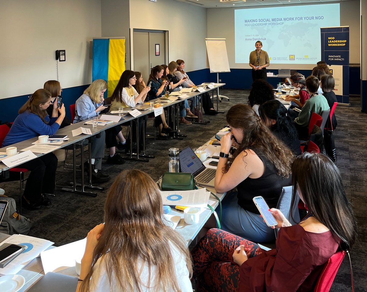 NGO Leadership Workshop alumna <a href="/AnnaFromUA_YT/">Anna_From_Ukraine_Official</a> is back with us to share her social media expertise with this year's 🇺🇦 leaders! She reflected that connections made at these workshops continue long past the training. <a href="/WDavidson_Inst/">William Davidson Institute</a> <a href="/AmyonEducation/">Amy G</a>