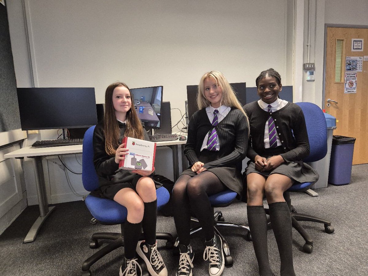 St Andrew’s Academy ICT Department tweet media