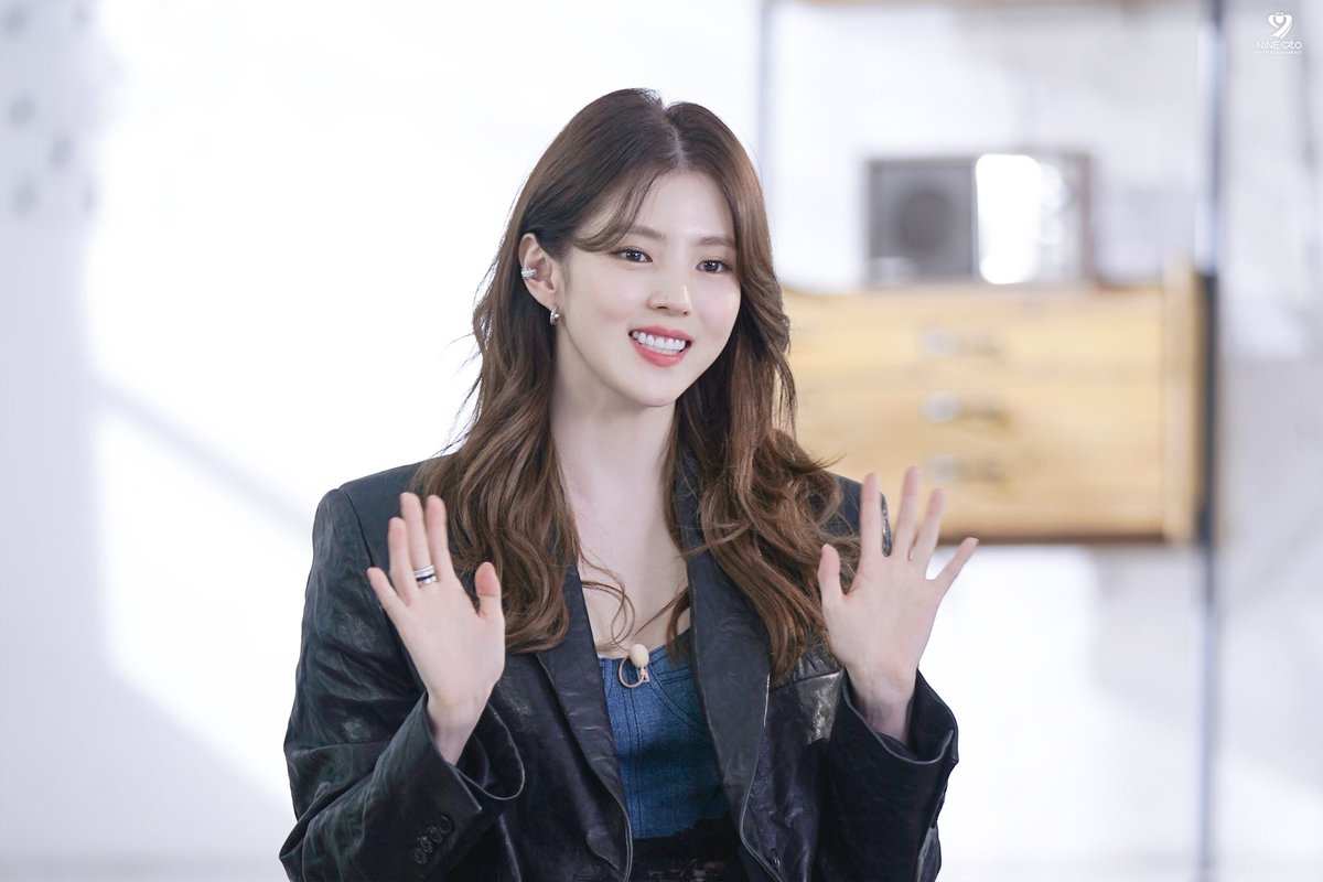 hansoheeglobal's tweet photo. [Han Sohee] <Gyeongseong Creature> Season 2 Netflix Glam &amp; Content Filming Behind the Scenes

#HanSohee #한소희 #GyeongseongCreature2 https://t.co/x6EVhnWSJ6