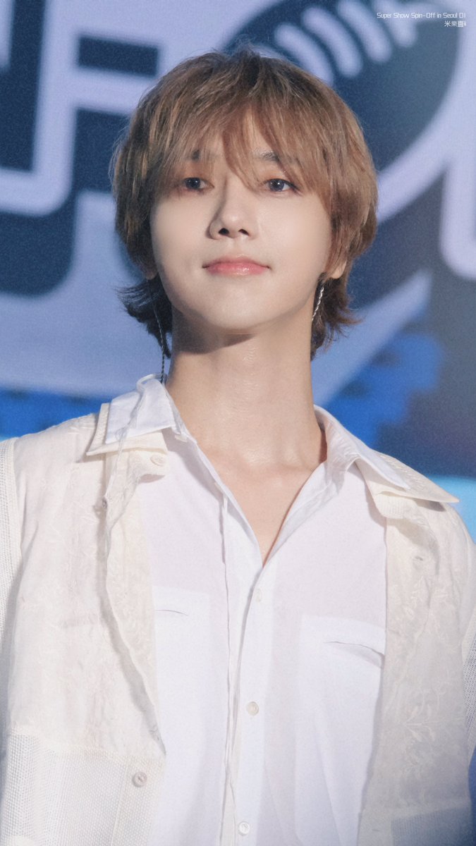 imqqqii17's tweet photo. Like an art piece
#SuperShow_Spinoff_Halftime
#SpinOff_Halftime
#SUPERJUNIOR
#슈퍼주니어
#Yesung
#김강훈
#艺声
#金康熏
#예성
#イェソン https://t.co/du0uyFmAhM