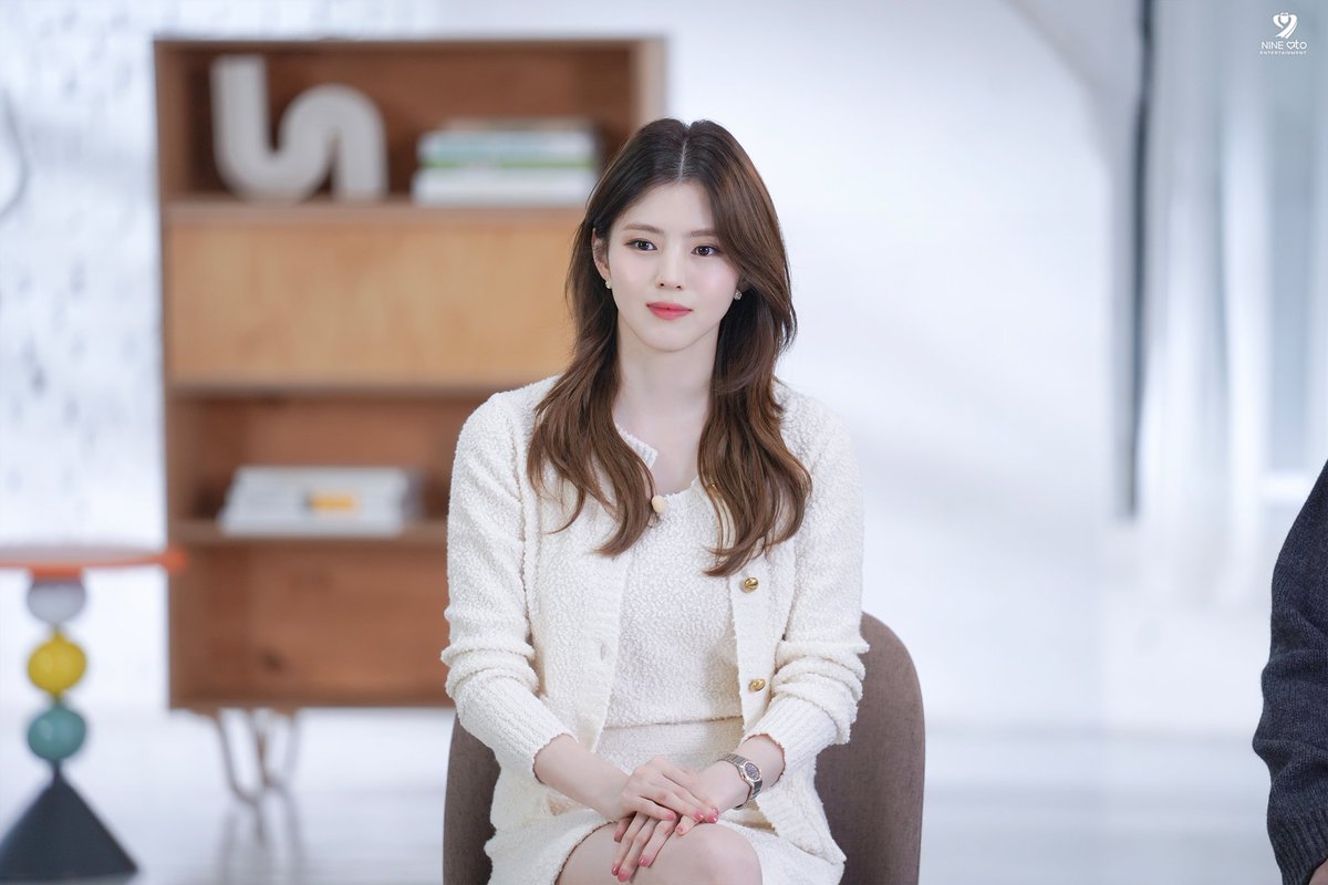 hansoheeglobal's tweet photo. [Han Sohee] <Gyeongseong Creature> Season 2 Netflix Glam &amp; Content Filming Behind the Scenes

#HanSohee #한소희 #GyeongseongCreature2 https://t.co/idtbuCOTts