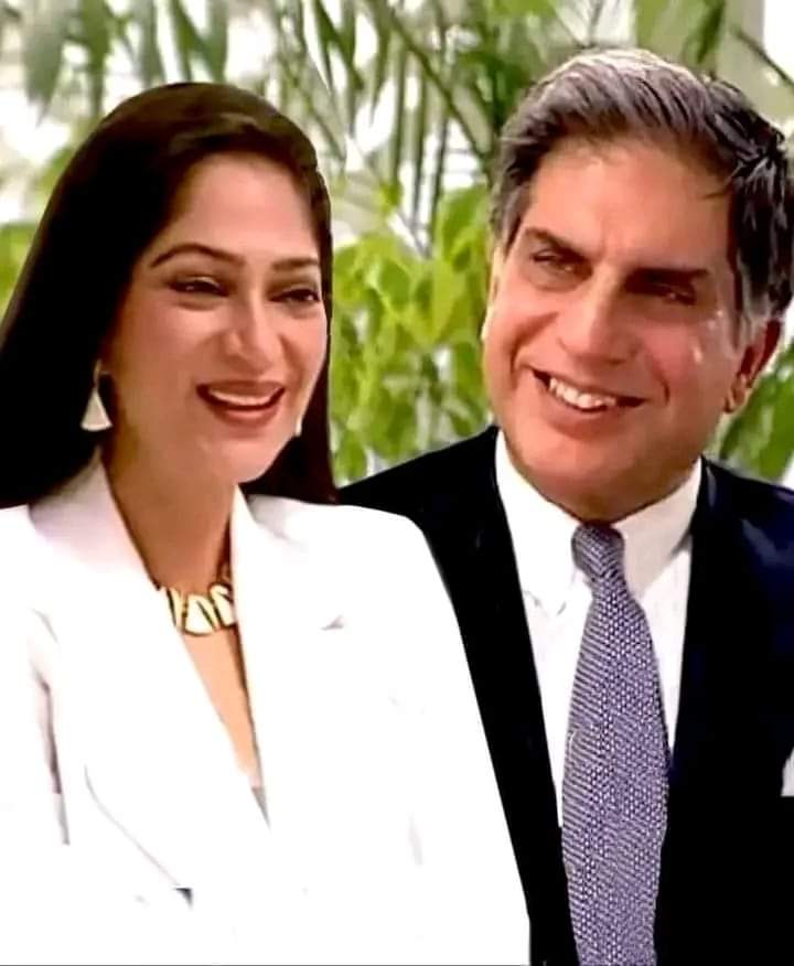 फिल्म अभिनेत्री सिमी ग्रेवाल से बेपनाह प्रेम करते थे रतन टाटा पर एक न हो सके दोनों
कोई मजबूरियां भी न थीपर वक्त यूं ही गुजर गयासिमी ने उनके जाने पर आज एक भावुक पोस्ट लिखी हैअंत में लिखा अलविदा ऐ प्यारे दोस्त सच हैकभी किसी को मुकम्मल जहां नहीं मिलता कहीं जमीं नहीं मिलती कहीं आसमा