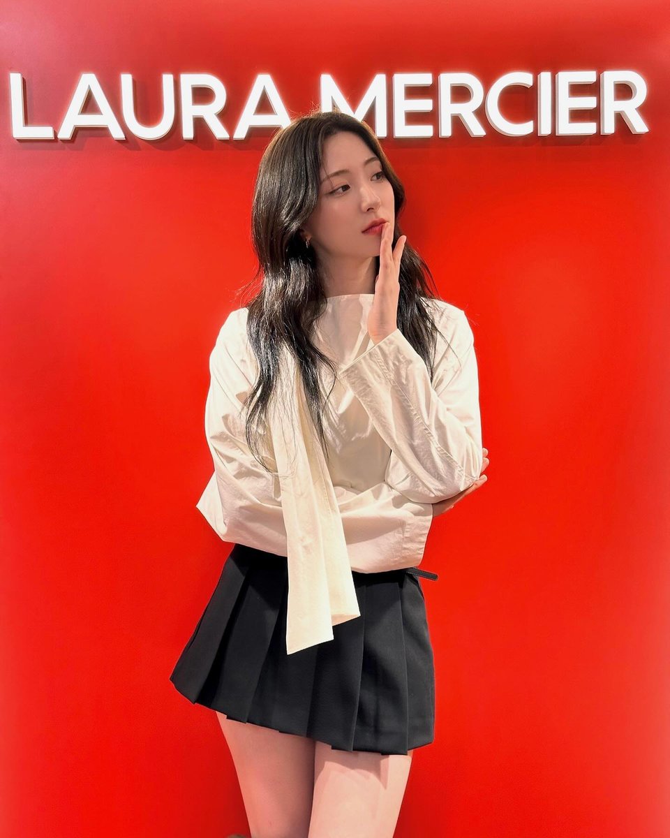 wjsnglobal's tweet photo. 241010 은서 인스타
https://t.co/aZTX4N6OzE
#우주소녀 #WJSN #은서 #EUNSEO #손주연 #SonJuYeon #로라메르시에 #LauraMercier #신세계강남 #로라메르시에팝업 #로라메르시에캐비어컬렉션 #캐비어스무딩매트립스틱 #핑크튤 #pinktulle https://t.co/DAGauUcI12