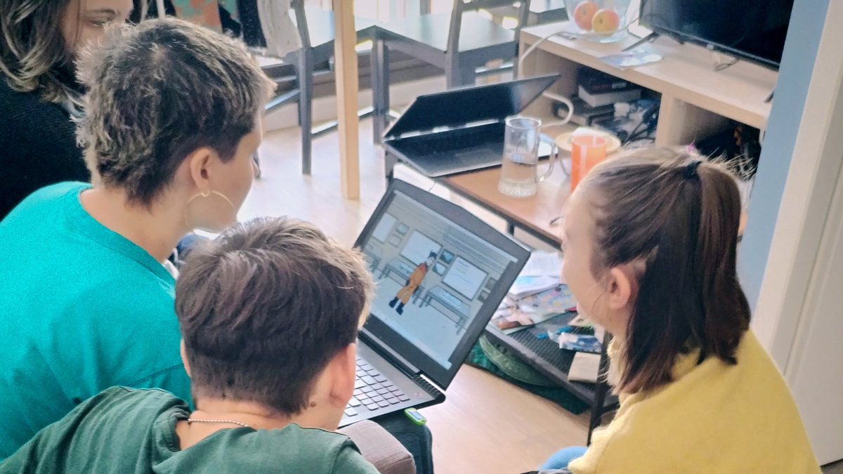 Association DIO2 (@dio2_cst) on Twitter photo #FdS2024 #scientificgamejam | Derniers préparatifs pour l'association 👾
Rendez vous sur le stand de la <a href="/sgamejamgre/">Scientific Game Jam Grenoble</a> avec <a href="/TerritoireSci/">Territoire de sciences</a> 🧪 pour une journée de #vulgarisation scientifique à travers les jeux vidéo!
📆 Samedi 12 Octobre
📌 Parvis des Sciences #FdS2024 #scientificgamejam | Derniers préparatifs pour l'association 👾
Rendez vous sur le stand de la <a href="/sgamejamgre/">Scientific Game Jam Grenoble</a> avec <a href="/TerritoireSci/">Territoire de sciences</a> 🧪 pour une journée de #vulgarisation scientifique à travers les jeux vidéo!
📆 Samedi 12 Octobre
📌 Parvis des Sciences