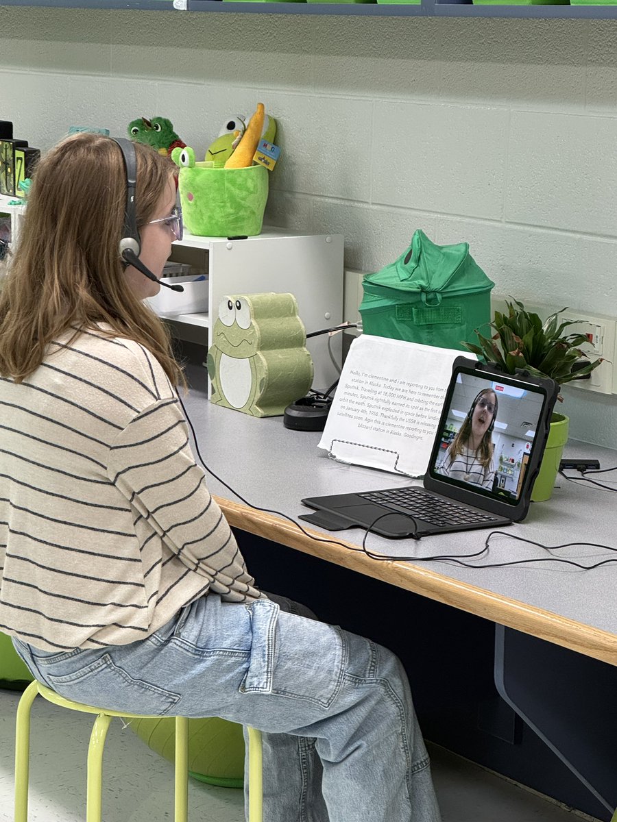 thefrogpond102's tweet photo. So many feels for this project! Research. Creativity. Writing. App smashing! @BookCreatorApp @CanvaEdu #greenscreen #spacetimeline https://t.co/iAbKdnHU2n