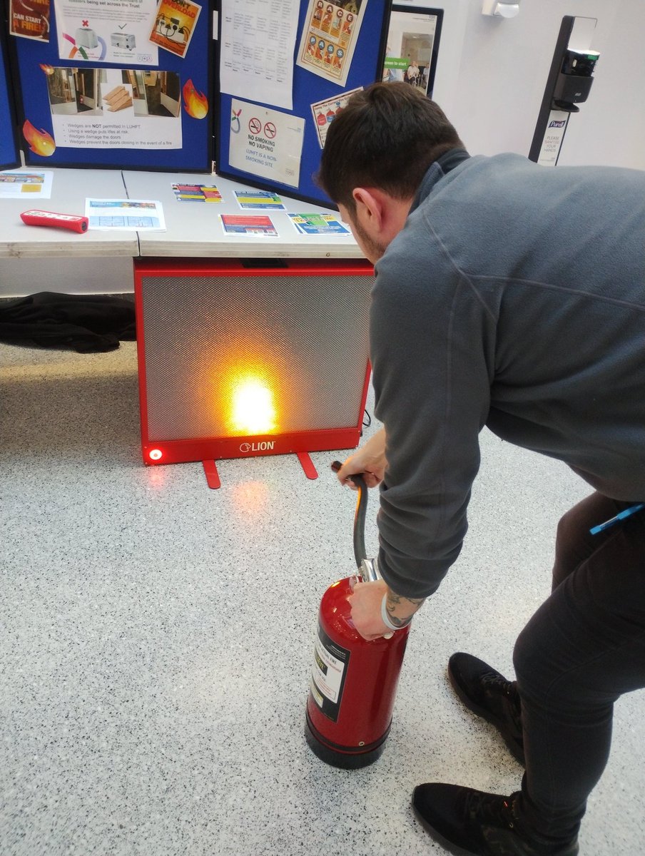 How quick can you put the fire out? #FirePreventionWeek #firesafety #teamLUHFT #NHS @LivHospitals <a href="/jamessumnerNHS/">James Sumner 💙</a> @davidfmelia
