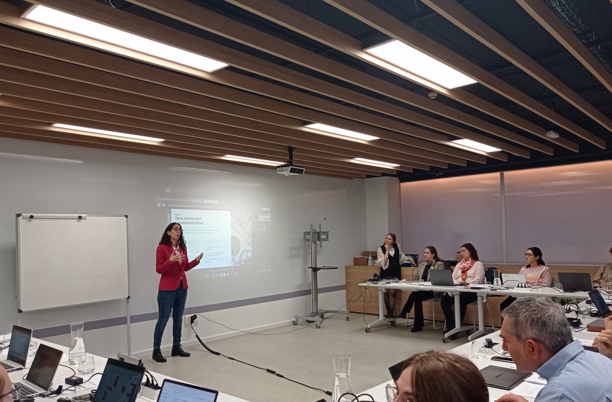 CETAQUA's tweet photo. 🙌Happy to host the #GeneralAssembly of the European @walnut_project in #CetaquaGalicia. Two intense and profitable days in which the partners shared the progress of the project and visited the pilots located in the #ecofactory💧 of Ourense managed by @VIAQUA. Thanks to all! https://t.co/S3FBpjNhT2