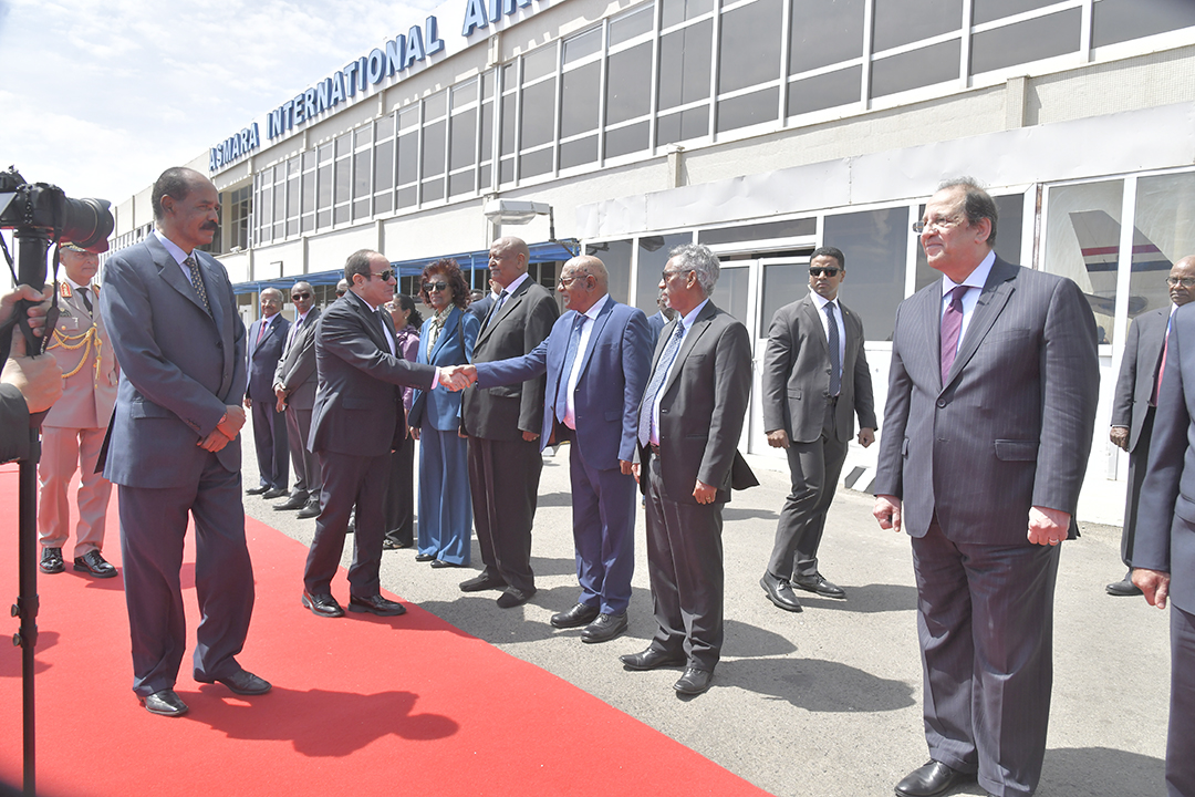 hawelti's tweet photo. On the invitation of President Isaias Afwerki, Egyptian President Abdel Fattah el-Sisi and his delegation arrived in Asmara, in the late morning hours today, for an official visit.

President el-Sisi and his delegation, which includes the Minister of National Security; the Chief of Presidential  Cabinet; and, the Minister of Foreign Affairs, were accorded warm welcome by President Isaias Afwerki on their arrival at Asmara's International Airport.

The two leaders will discuss enhancement of bilateral ties and other matters of mutual interest later in the day.

This will be followed by a Tripartite Summit between President Isaias Afwerki, President Abdel-Fattah el-Sisi and President Hassan Sheikh Mohamud on bolstering the ties between the three countries as well as matters of regional security and stability.