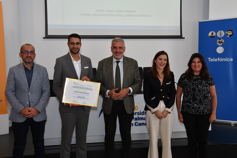 📆 ¡Hasta el 13 de octubre!

📢 Se buscan proyectos de 📣 cultura científica, 🧪 investigación, innovación y transferencia, 📄 Grado, 🎓 Posgrado e 💡innovación educativa cercanos a necesidades sociales para premiarlos ✨

🔸 7.500 € en premios

📝ℹ catedratelefonica.ulpgc.es/viii-concurso-…