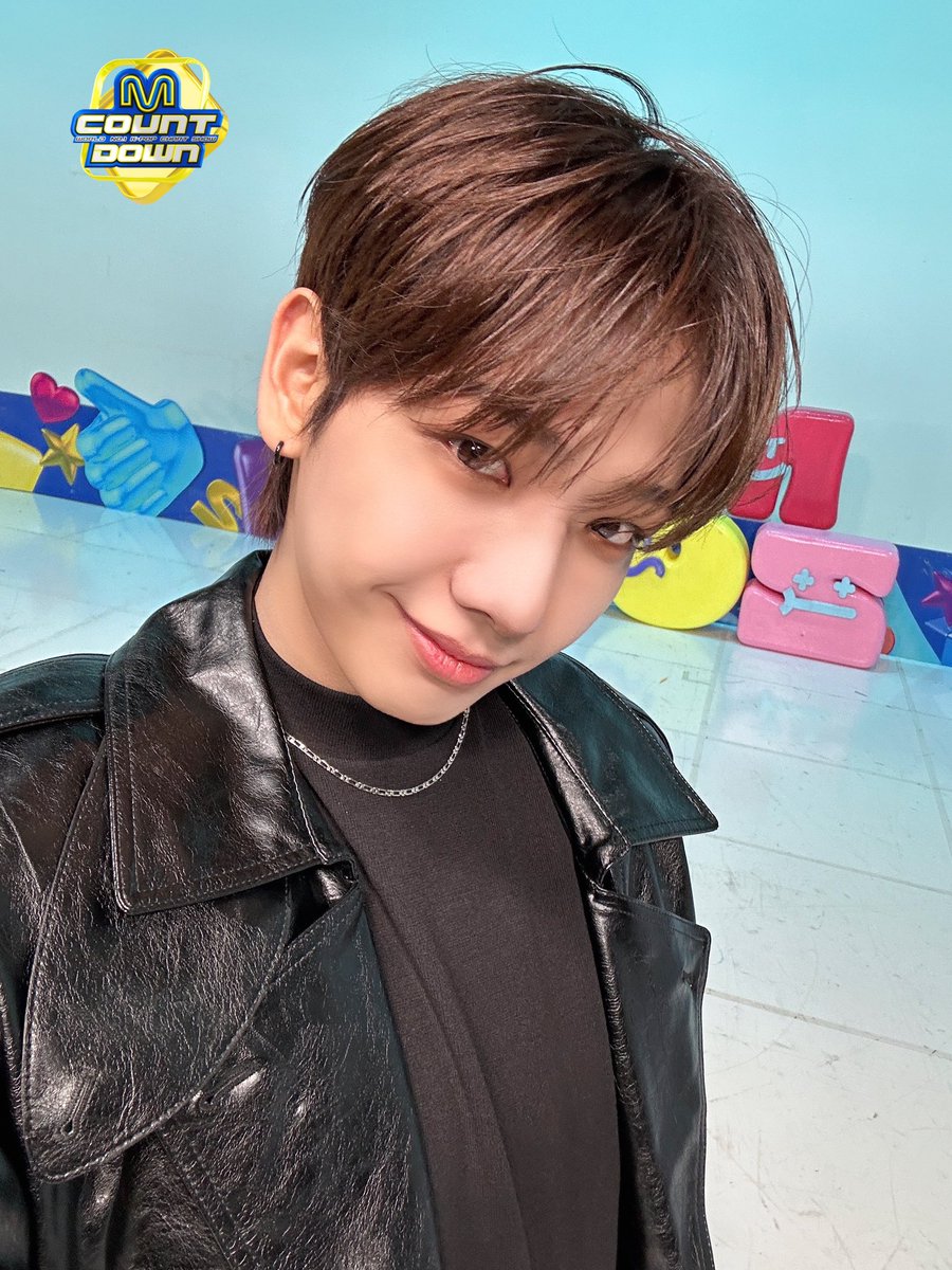 여러분 저 진짜 됐어요‼️
드디어 됐습니다‼️
오늘도 제로즈 원도어가 됐습니다💗 

😎멋짐 뿜뿜하는 멍캣😎한테 반해서
오늘도 제로즈 원도어를 벗어나지 못하구
평로즈 평도어를 다짐했습니다❣️
#ZEROBASEONE #성한빈
#BOYNEXTDOOR #명재현
#샤인멍또캣