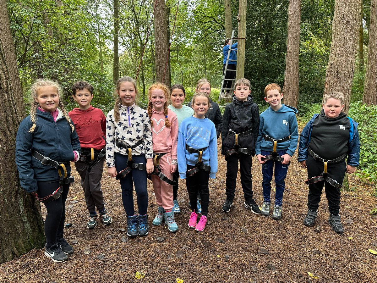 Good morning from PGL, the sun is shining and we’re all getting stuck into our activities! ☀️