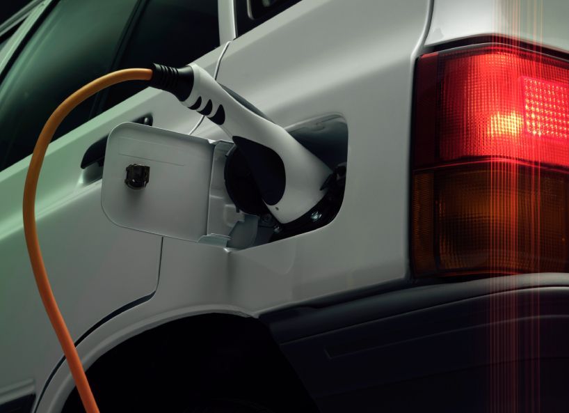 designboom's tweet photo. pride EV restomod by @KiaUK and @ElectrogenicREV equips original car model made from 28 years ago with electric motor https://t.co/NQmdoA76TF https://t.co/pNroh8AlY0