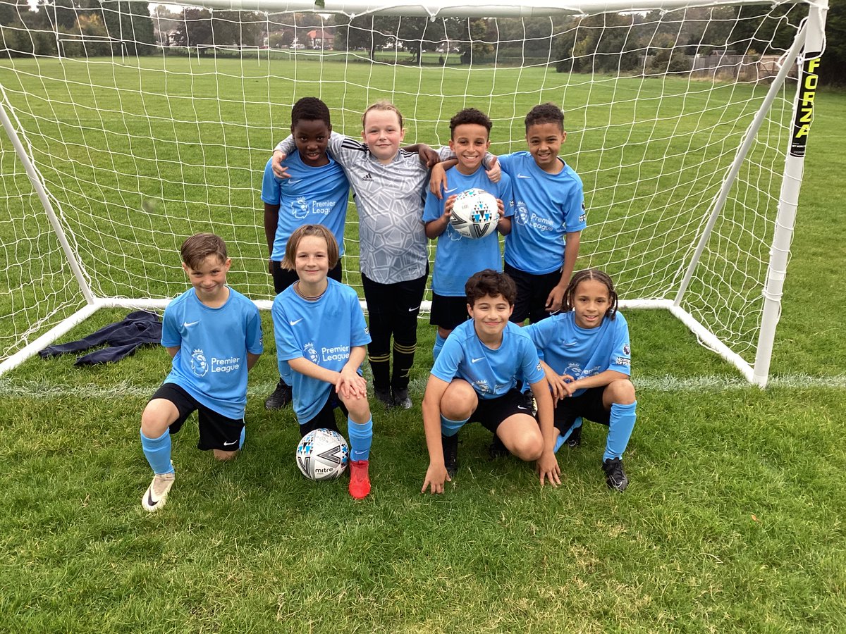 OAShortHeath's tweet photo. WHAT A START! After winning 6 trophies last year, the pressure is on to maintain our status as being the best in our district. These boys are certainly enjoying the challenge as they have made an unbeaten start to the season and top of the league. Keep going boys! #teamOASH https://t.co/6IZRBKoMuP