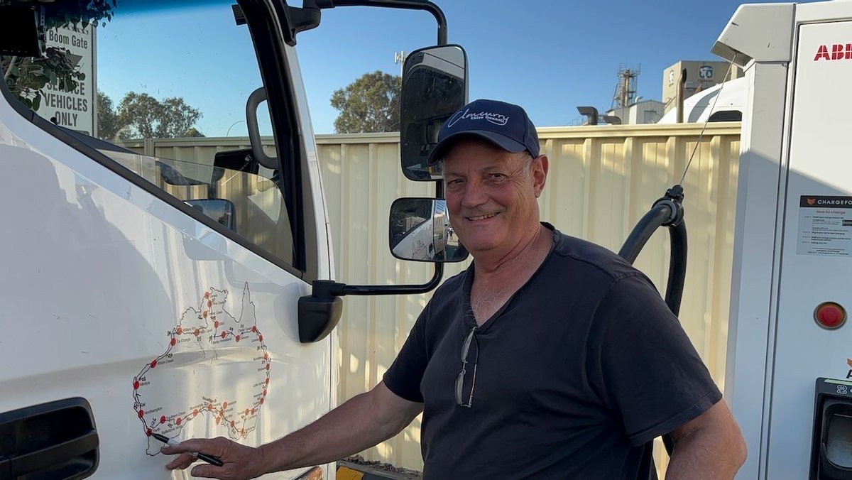 TocevaRacing's tweet image. Day 26 ✅ 13600km - First electric truck around Australia 

Charging stops at Southern Cross, Merridin and one side of road as the DC at Merridin did not have power

Final charge at CD Dodd in Forrestfield

Follow the journey here! 🔗 web.v2track.com/public.aspx?su…