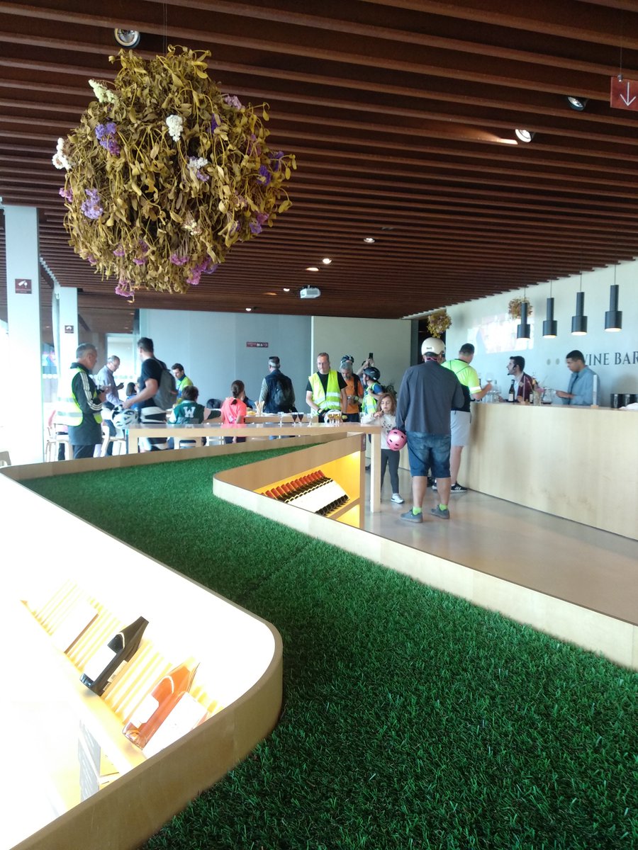 Fotos de la última salida, pedalear, observar y degustar en <a href="/BodegasOntanon/">Bodegas Ontañón</a> ¡Qué más se puede pedir!

#movilidad #MovilidadSostenible #MedioAmbiente #bicicleta #observacionDeAves #enoturismo