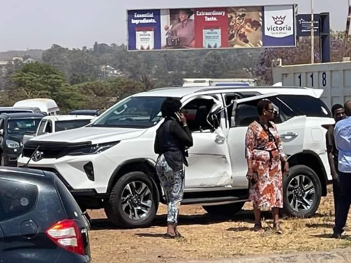 National step mother Daisy Mtukudzi vaita accident, nemota nyowani yavaka pihwa naDumbuzenene. God is watching we told them wani